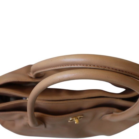 CHANEL Executive Tote Bag Vintage Beige Caviar Leather Medium 24k Gold Hardware - Picture 5 of 13